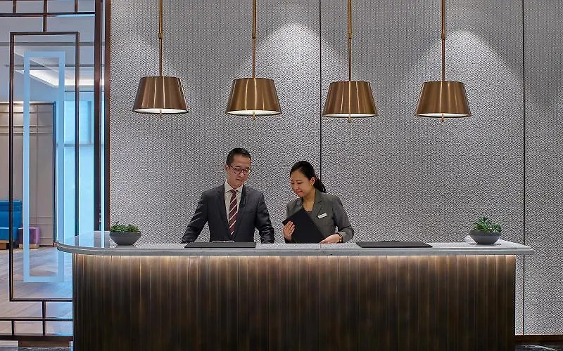 Two Macdonnell Road Aparthotel Hongkong Kína