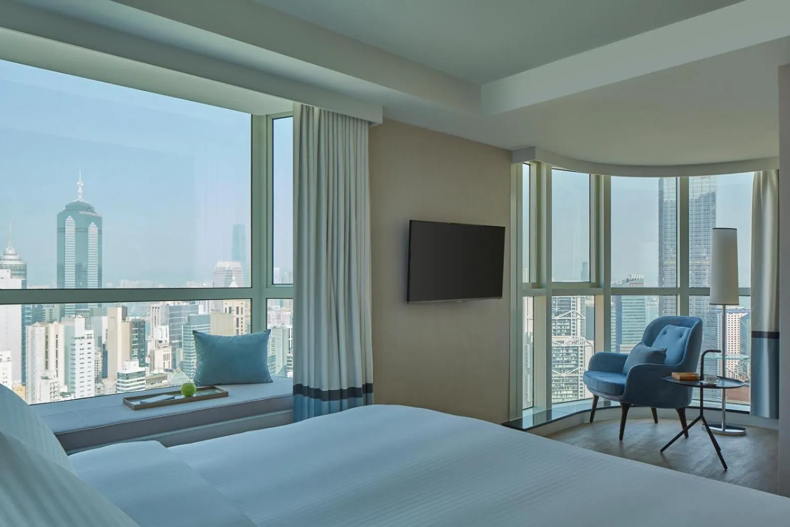 Two Macdonnell Road Aparthotel Hong Kong China