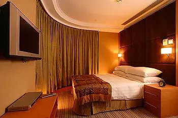 Two Macdonnell Road Aparthotel Hong Kong China