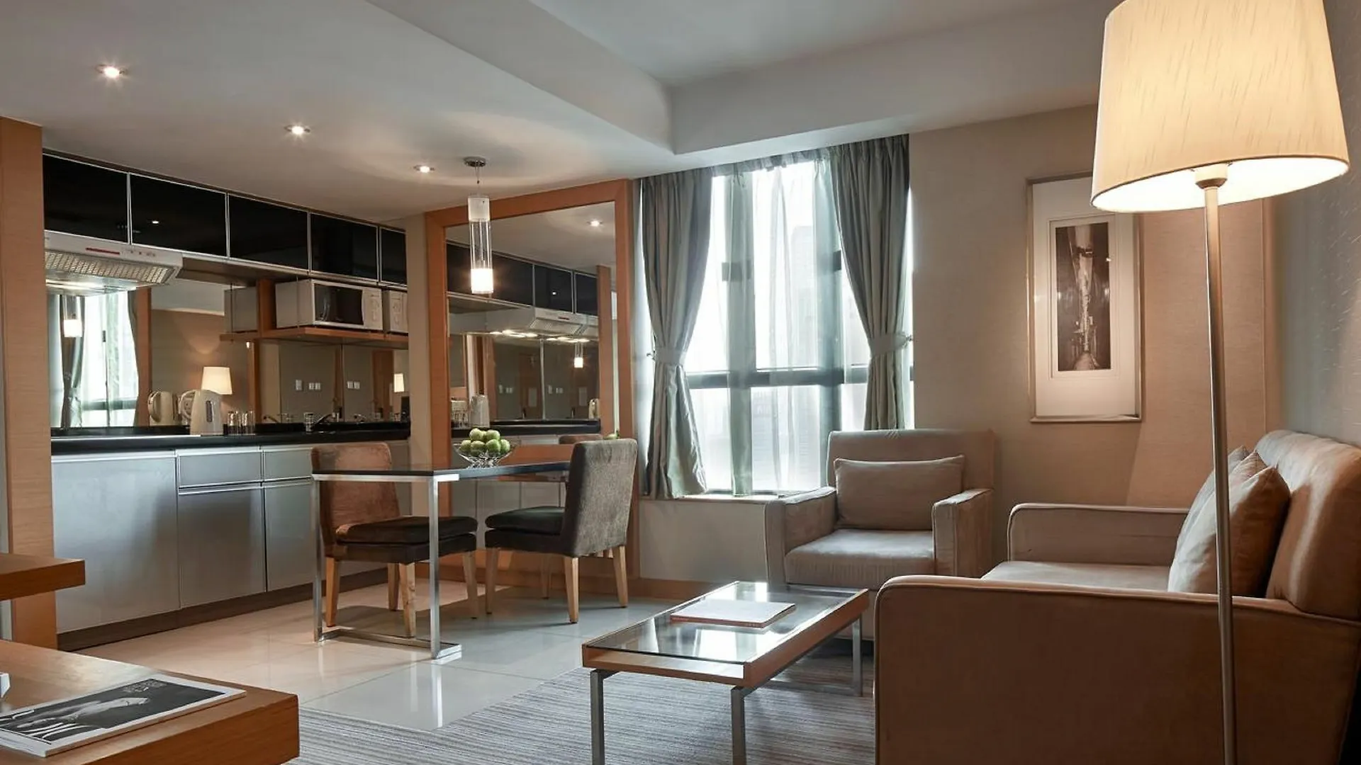 ****  Two Macdonnell Road Aparthotel Hong Kong China