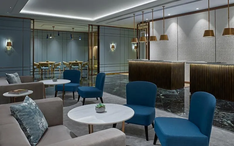 Two Macdonnell Road Aparthotel Hong Kong